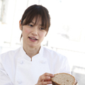 更家友美さん